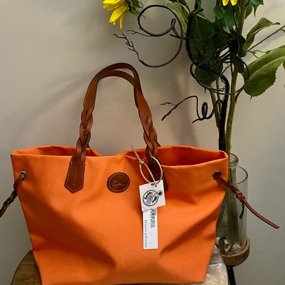 Dooney & Bourke Large Shopper Tote - Picture 1 of 5